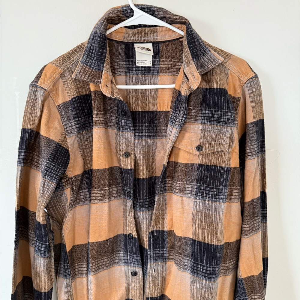 The North Face Black and Tan Casual Button Down Shirt